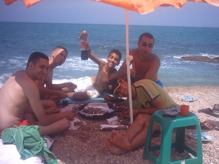 cette photos a la plage de  ( ifri ) de beni said